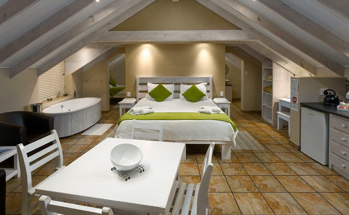 Adamsview Hotel Gariepdam Kültér fotó